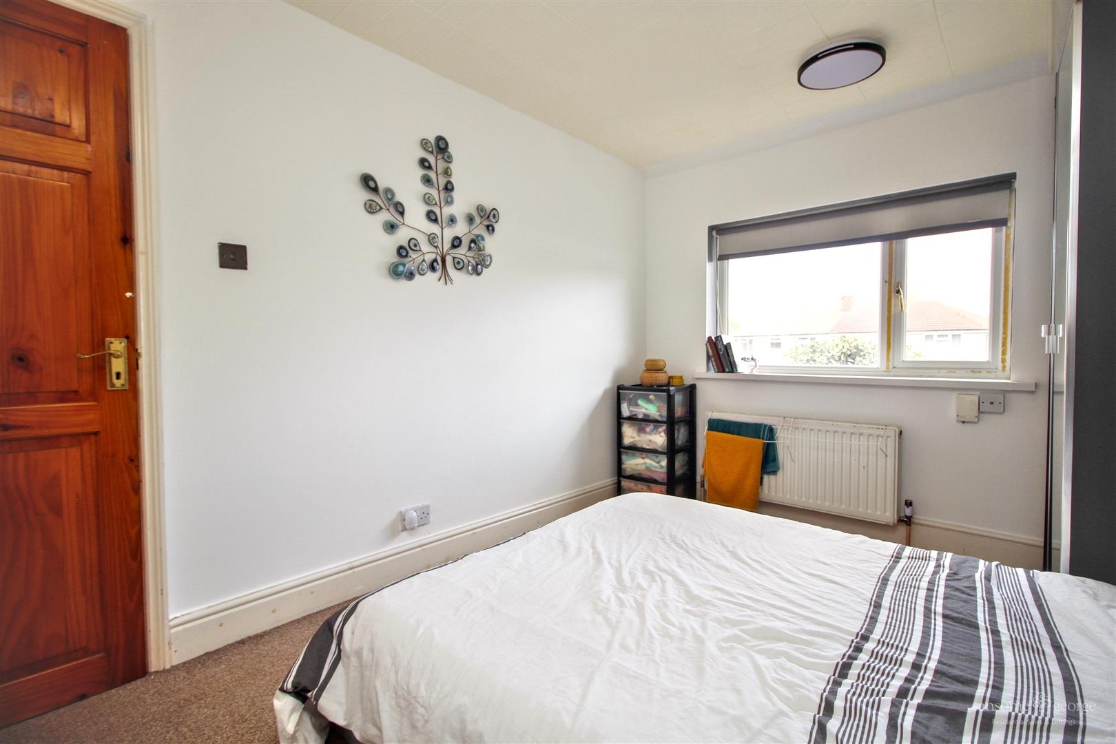 Ainsdale Crescent, Southcote, Reading